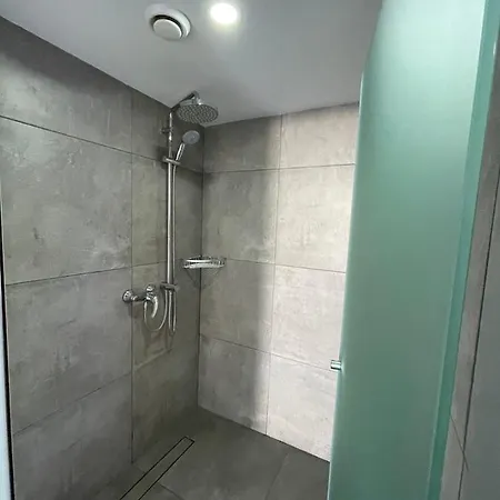 Ocean Dreams - By The Harbour 住宿加早餐酒店 4*