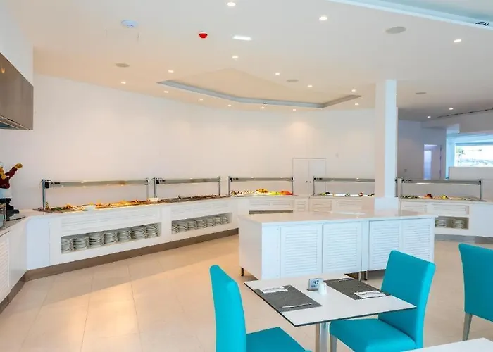 Ocean Dreams - By The Harbour 4* Ayia Napa