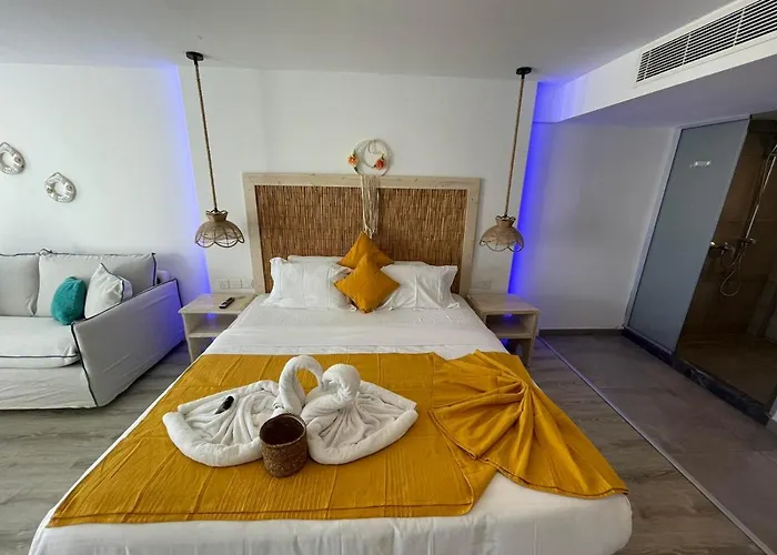 Ocean Dreams - By The Harbour Ayia Napa