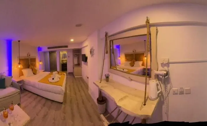 Ocean Dreams - By The Harbour Bed and breakfast Ayia Napa