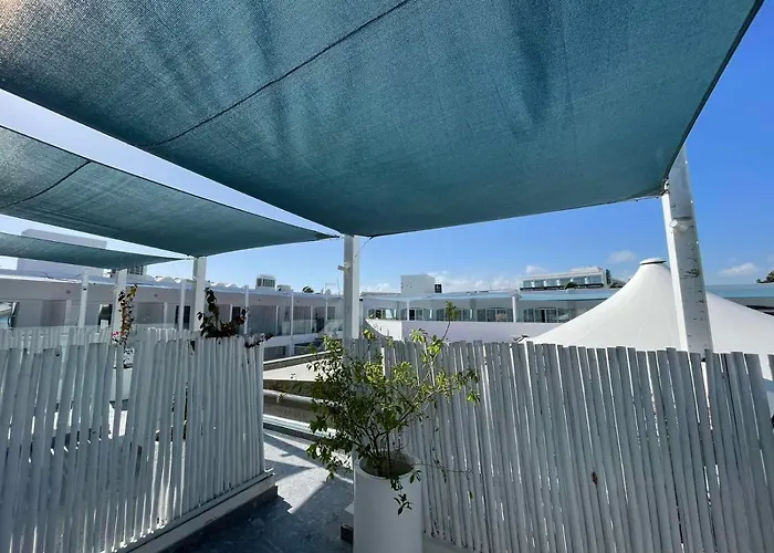 Ocean Dreams - By The Harbour 4*