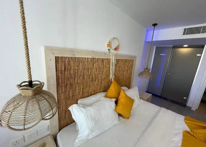 Ocean Dreams - By The Harbour Bed & Breakfast Ayia Napa