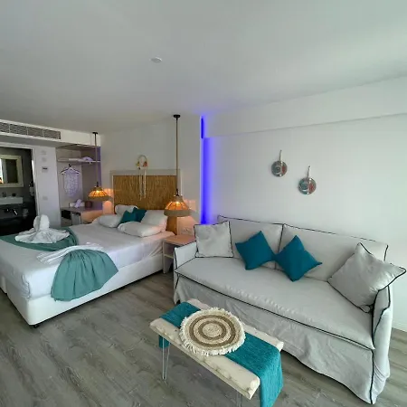 Ocean Dreams - By The Harbour * Ayia Napa