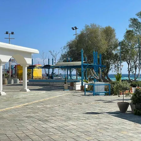 Ocean Dreams - By The Harbour 4*