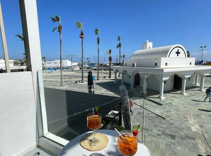 Ocean Dreams - By The Harbour Bed & Breakfast 4*